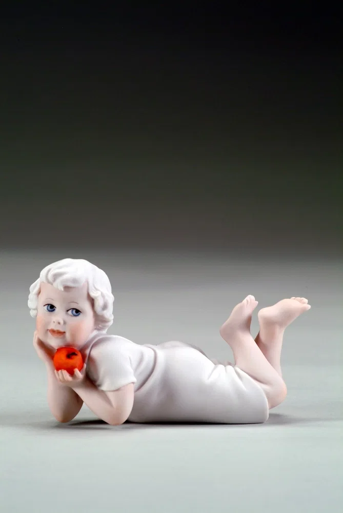 LITTLE APPLE by Giuseppe Armani — Sculpture