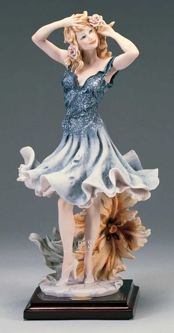 Tulip-Avantgarde by Giuseppe Armani