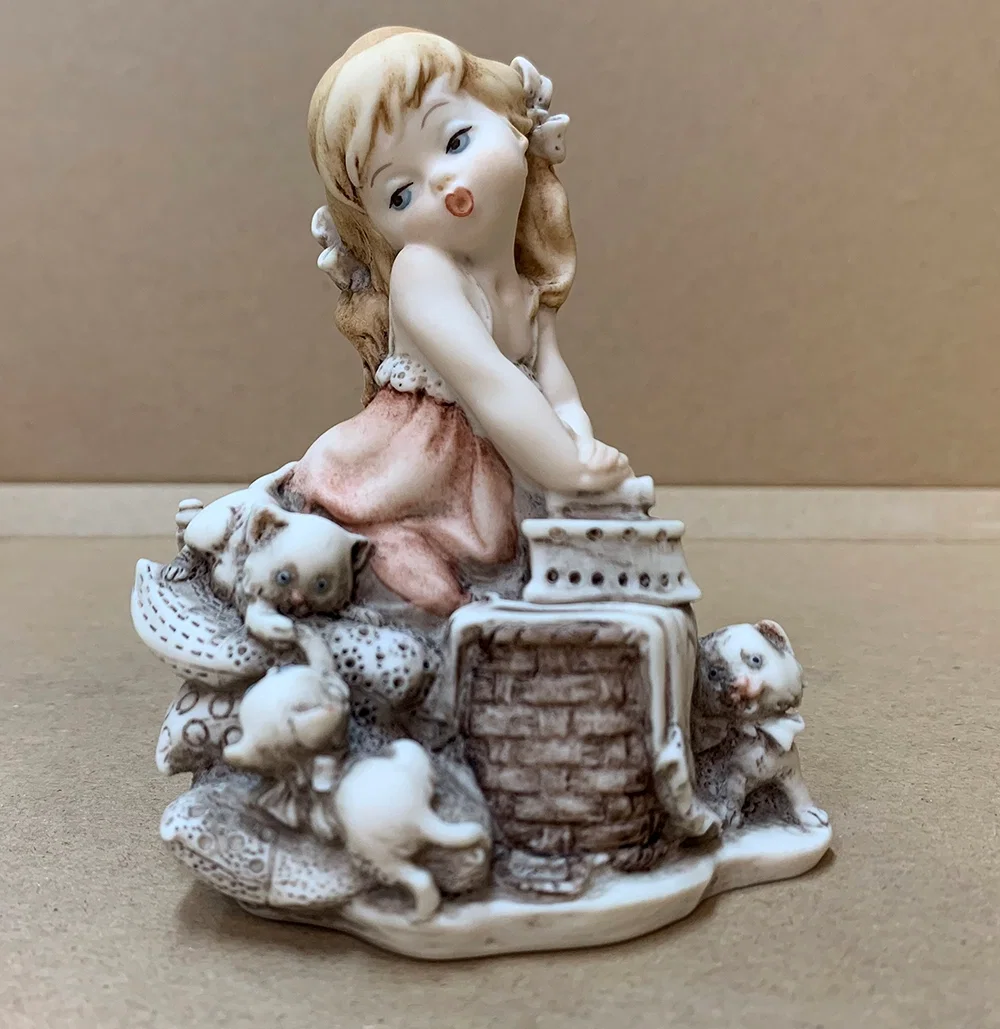 PRESSING by Giuseppe Armani — Sculpture