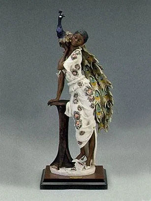 Opal by Giuseppe Armani — Sculpture
