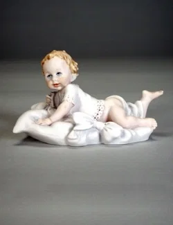 Newcomer by Giuseppe Armani — Sculpture