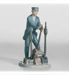Lladro - Switch Operator