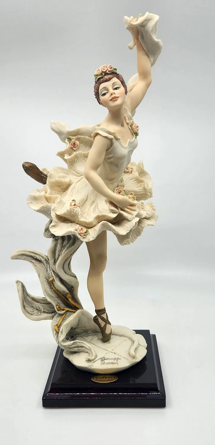 Carla by Giuseppe Armani — Sculpture