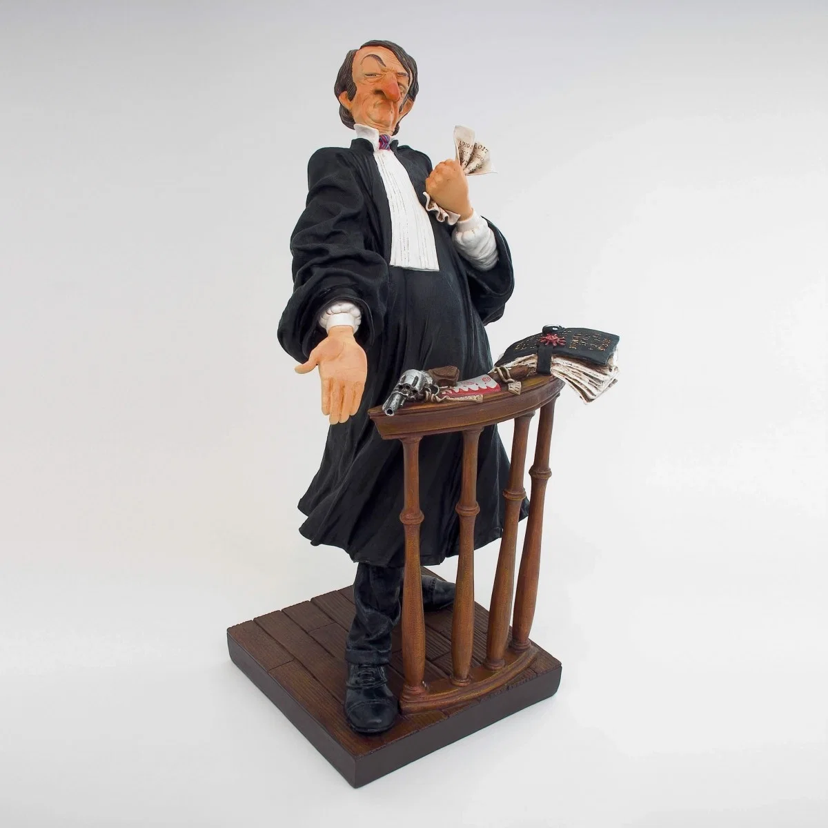 The Lawyer / L'avocat by Guillermo Forchino — Comical Art Sculpture