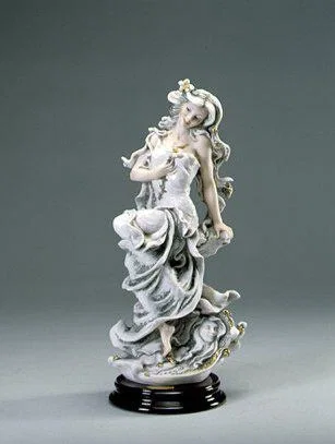 Virgo 871f by Giuseppe Armani — Sculpture