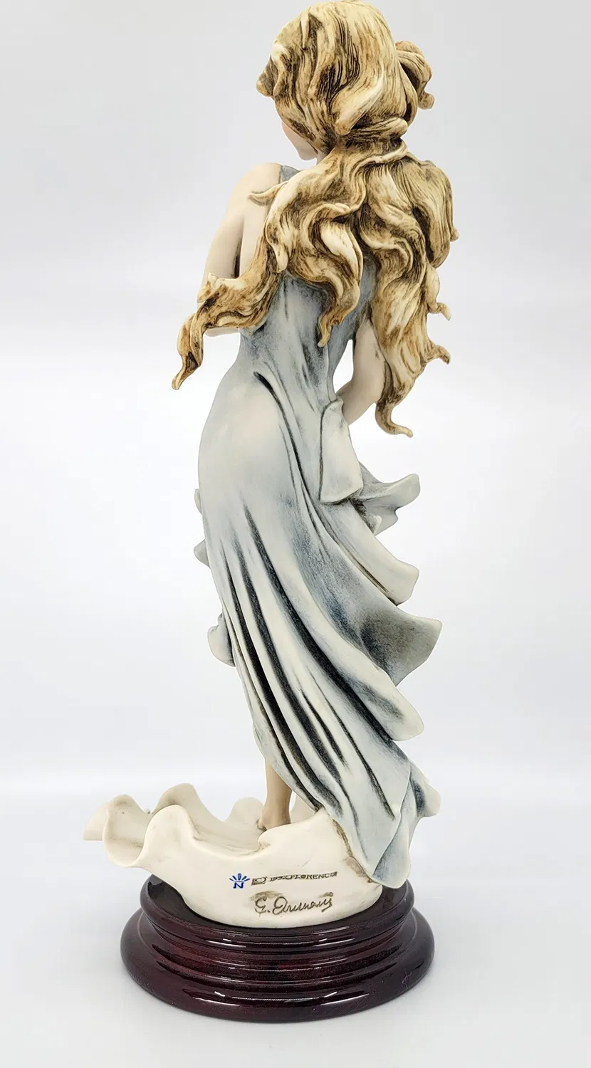 Venus 1993 Members Only by Giuseppe Armani | Elegant Porcelain