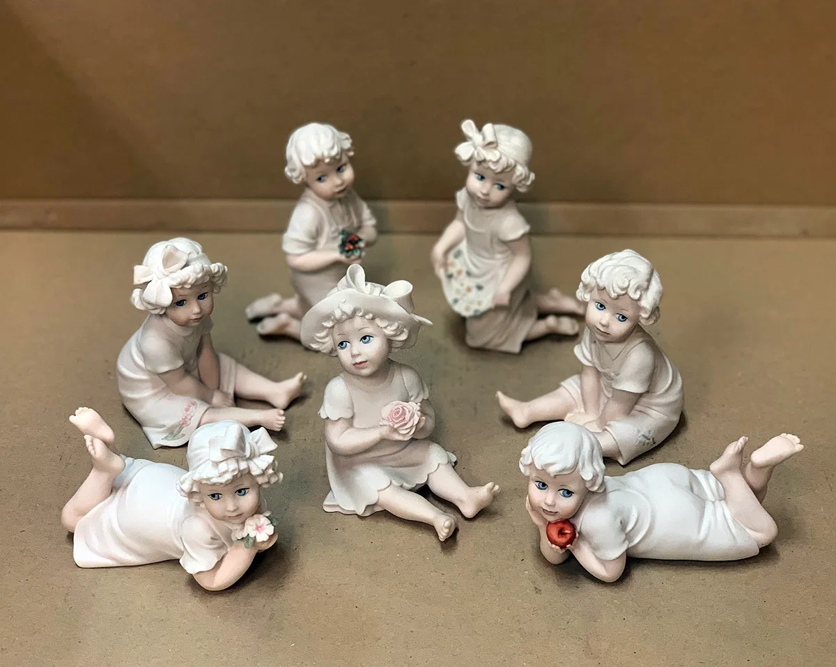 Children Gathering Set by Giuseppe Armani — Sculpture