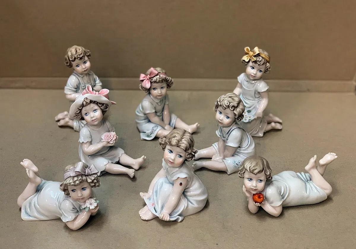 Children Gathering Set by Giuseppe Armani — Sculpture