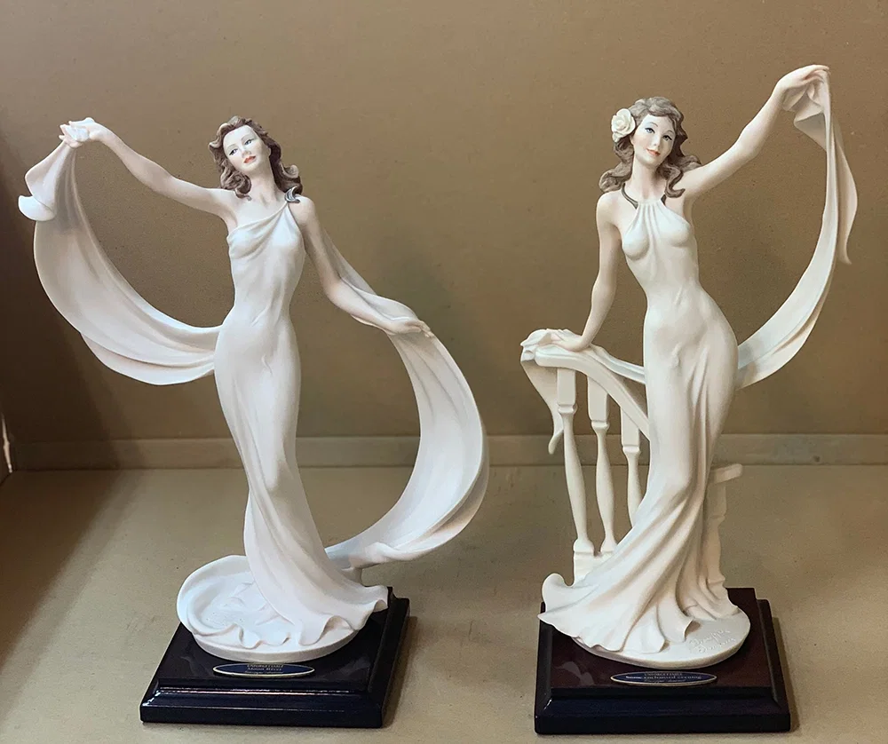 Enchanting Ladies Set by Giuseppe Armani — Sculpture