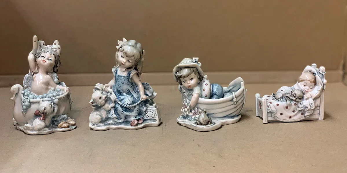 Children Having Fun Set by Giuseppe Armani — Sculpture