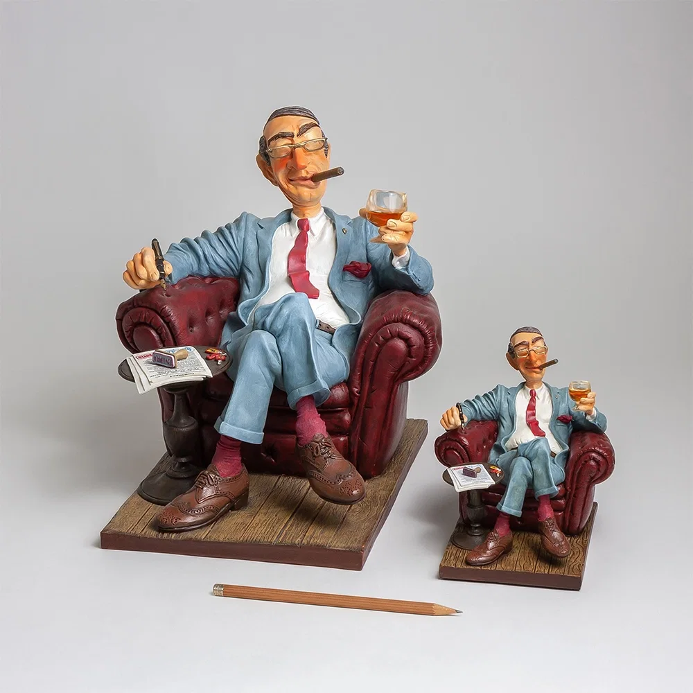 The Big Boss 1/2 scale by Guillermo Forchino