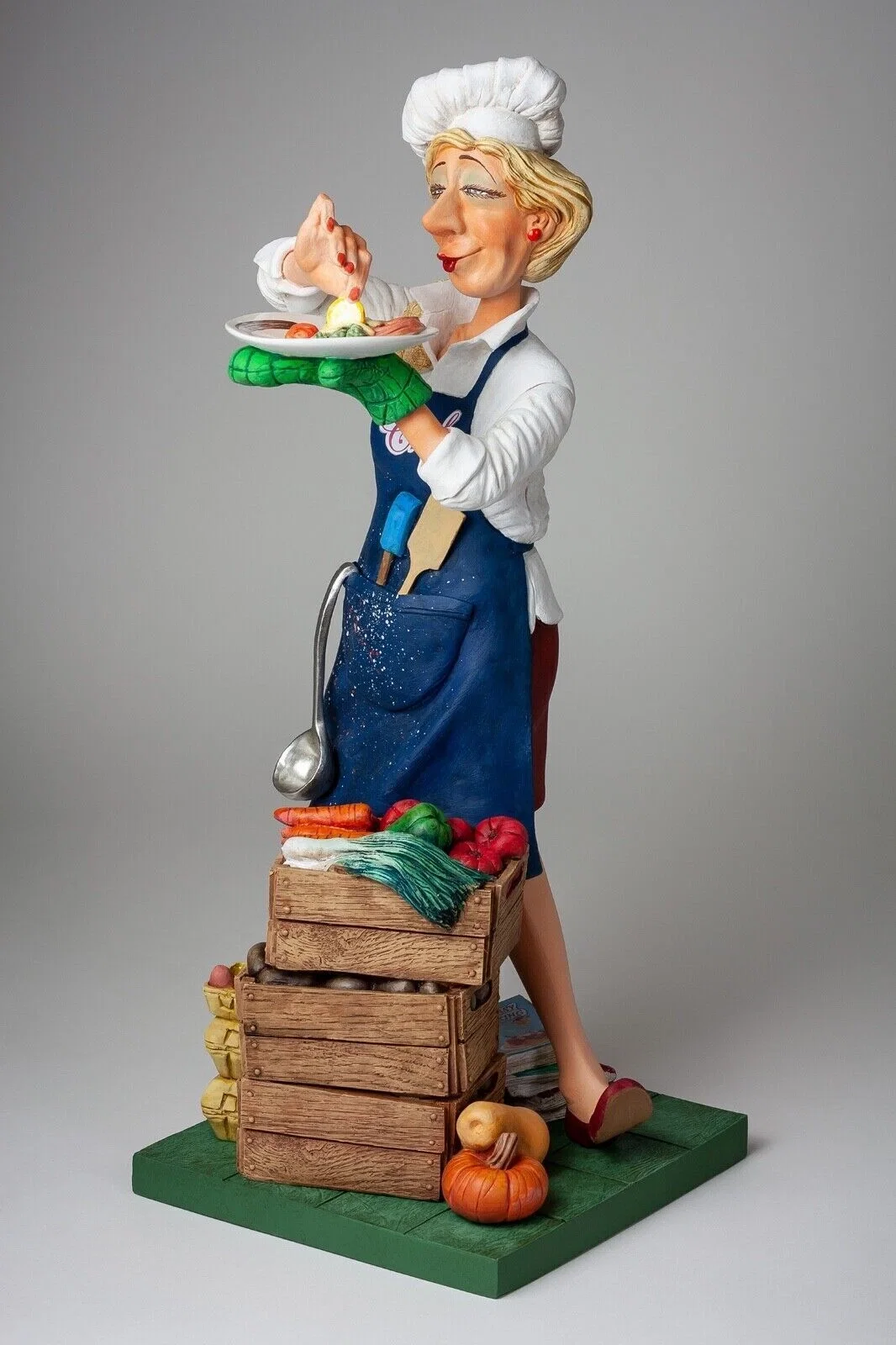 Lady Cook by Guillermo Forchino