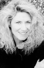 Judy Larson artist portrait