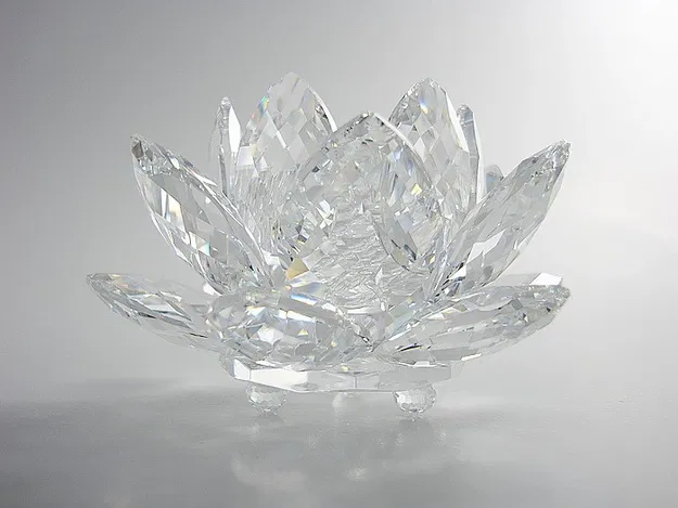 Swarovski Crystal - Swarovski Waterlily Candleholder Medium