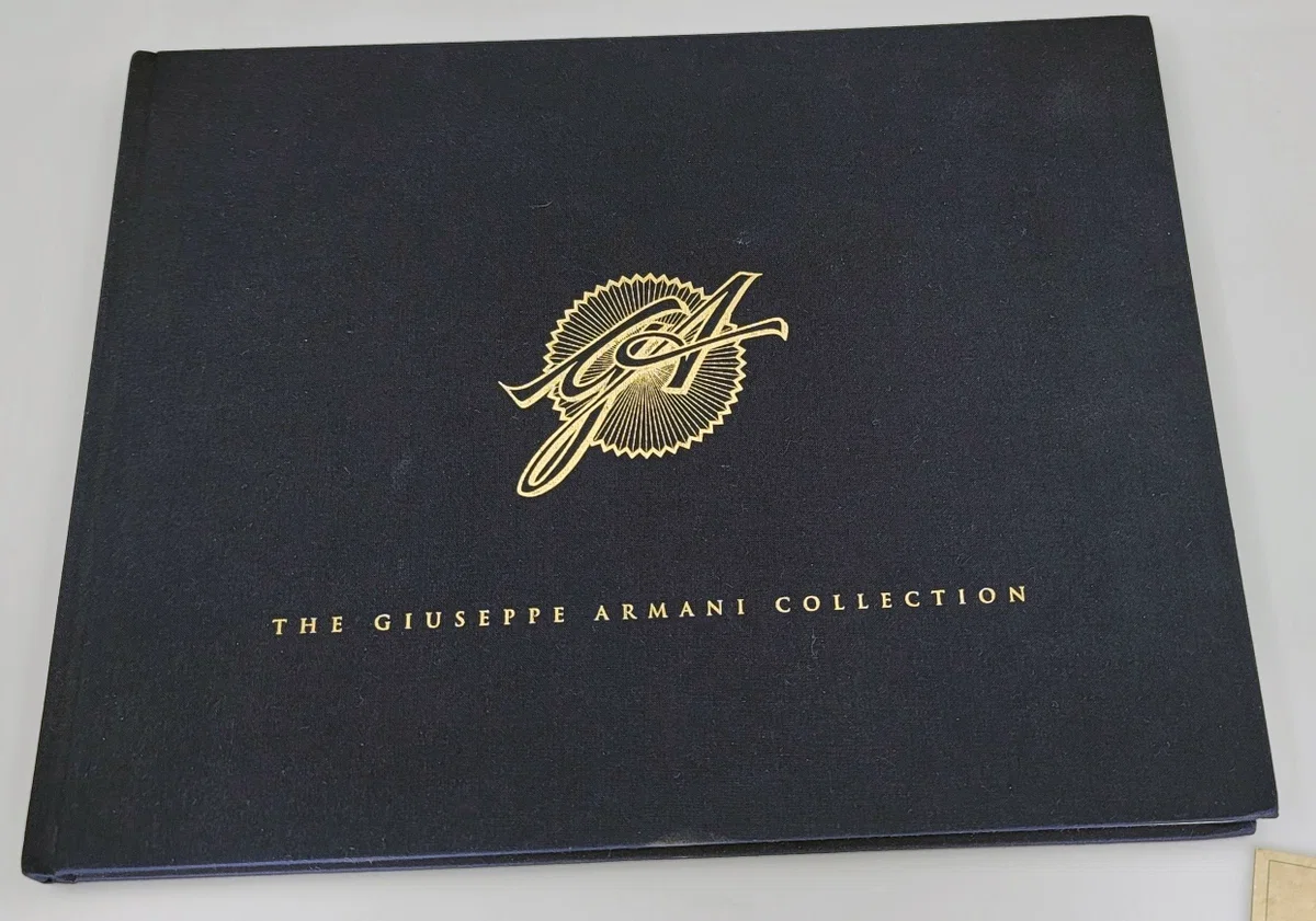 Giuseppe Armani Limited Edition Book 1994 Hand Signed by Giuseppe Armani — Sculpture