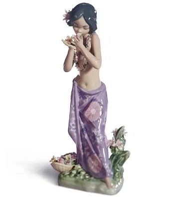 Aroma Of The Islands by Lladro — Porcelain Figurine