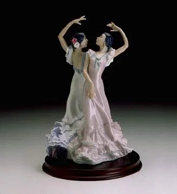 Ole by Lladro — Porcelain Figurine