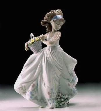 Lladro - Floral Path